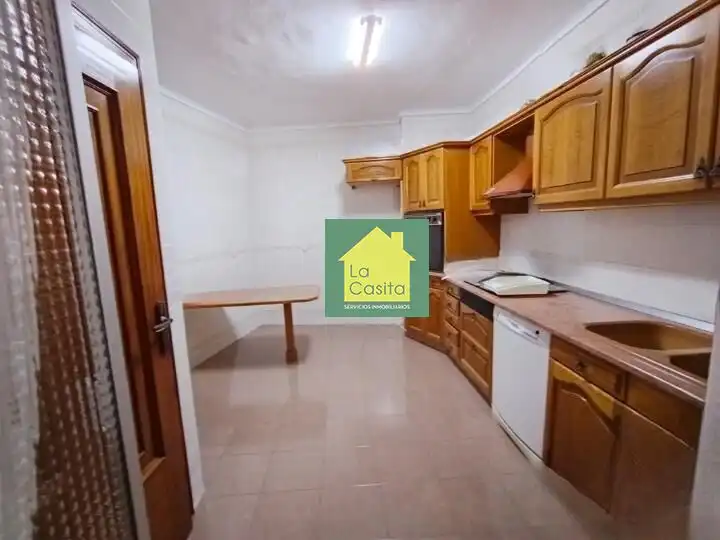 Flat with terrace for sale in Feria, imagen 9