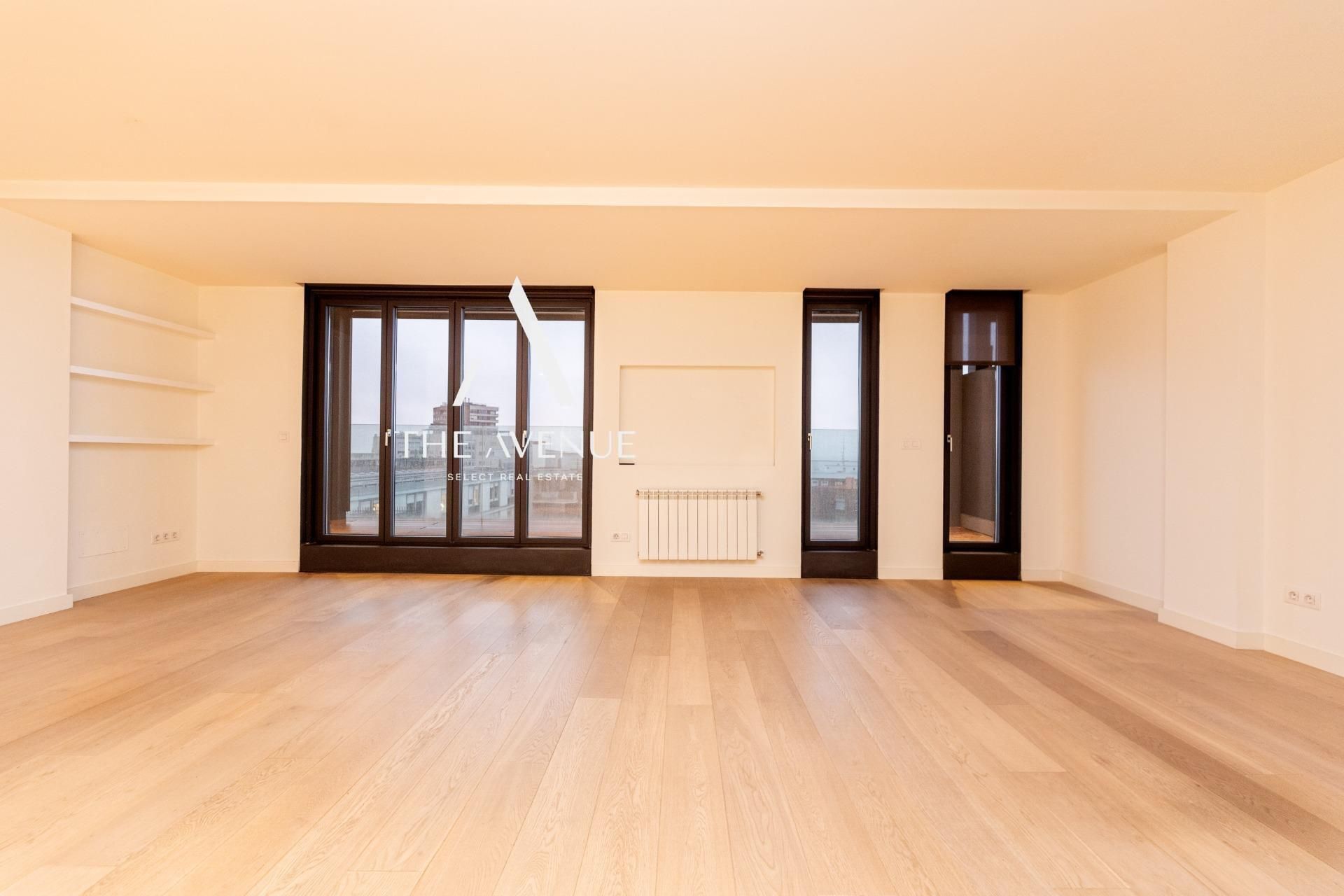 Living room of Attic for sale in  Madrid Capital  with Air Conditioner, Heating and Terrace