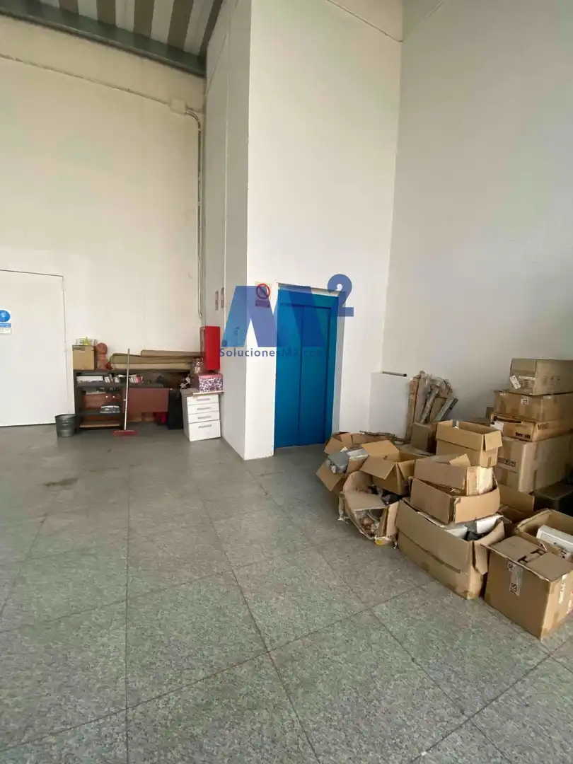 Nave industrial en venta en Daganzo de Arriba