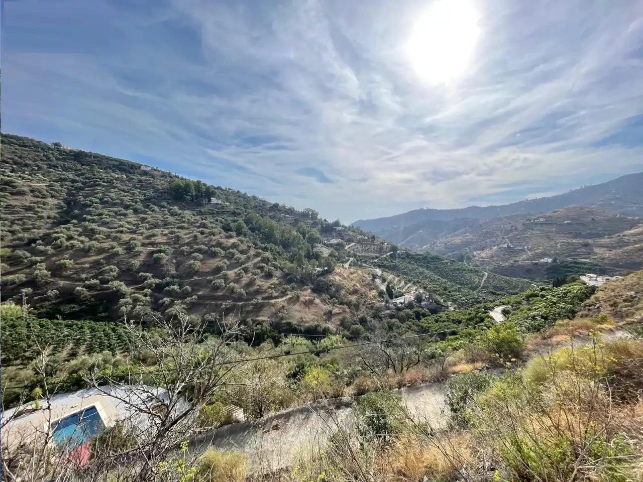 Vista exterior de Casa o xalet en venda en Torrox amb Jardí privat, Piscina i Moblat