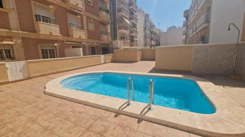 Foto 3 de Apartament en venda a Calle Caballero de Rodas, Las Piscinas Naturales, Alicante