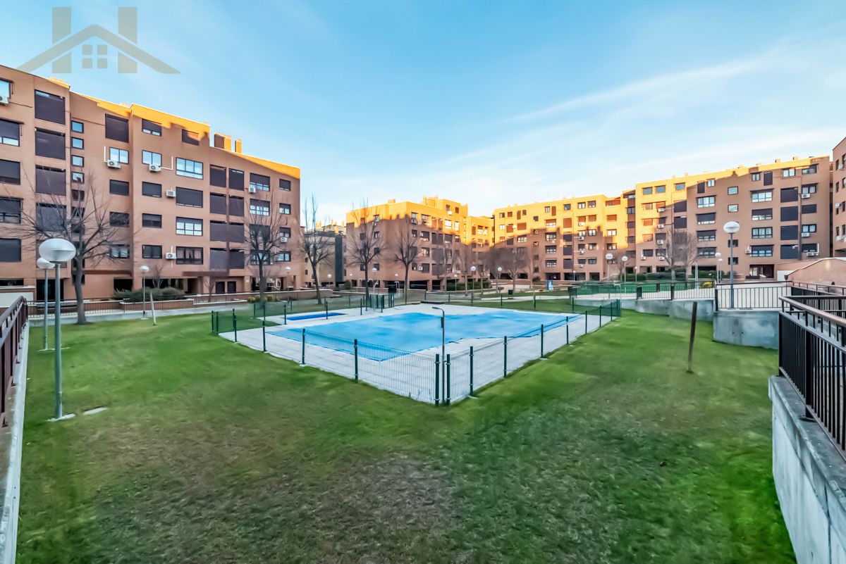 Exterior view of Flat for sale in Valdemoro  with Air Conditioner, Heating and Parquet flooring