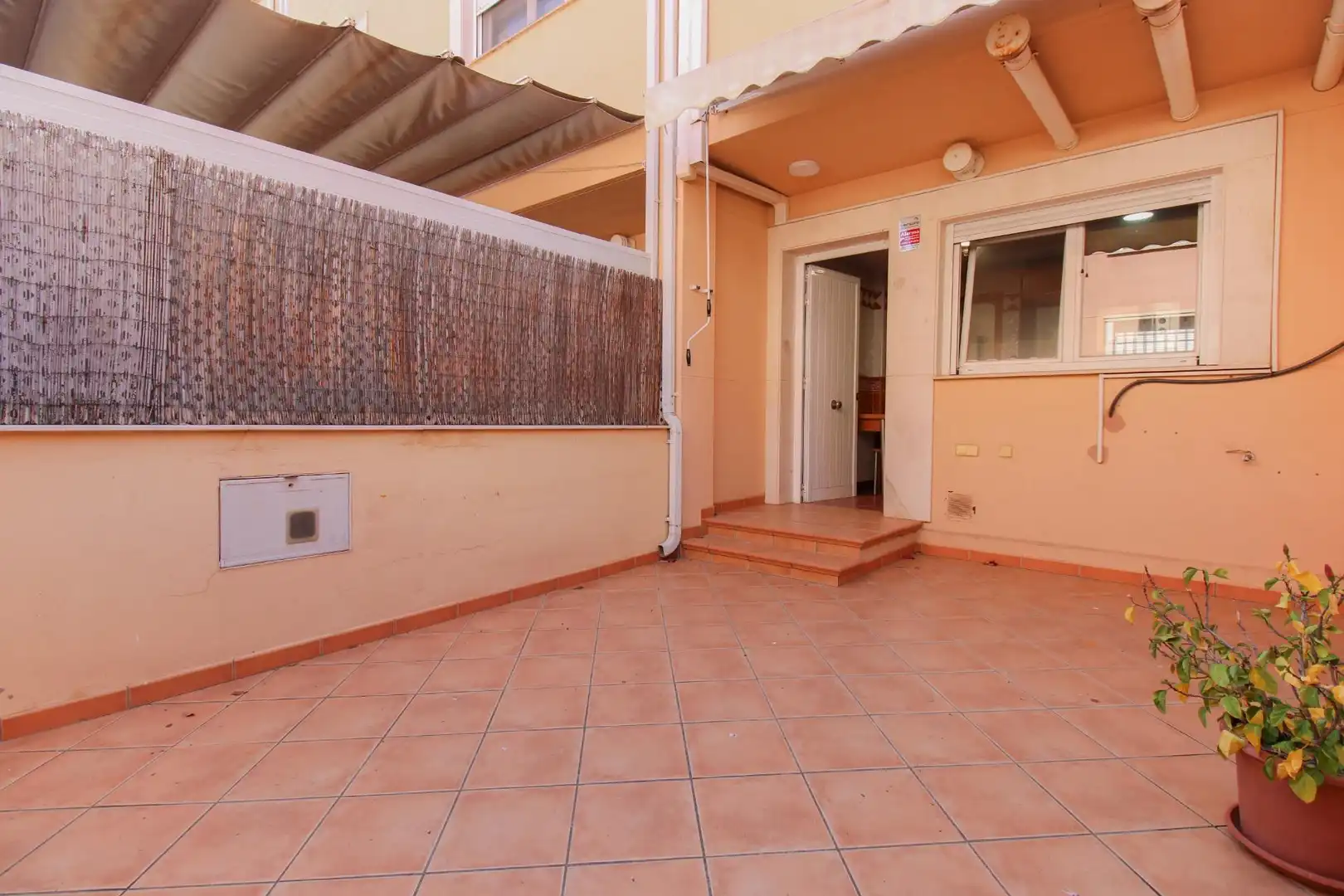 Terrassa de Casa adosada en venda en Puçol