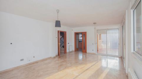 Foto 2 de Casa o chalet en venta en Carrer de Manuel Ibáñez, Corbera de Llobregat, Barcelona