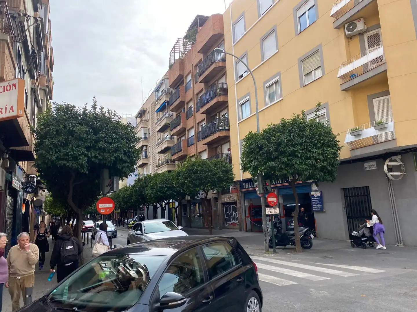 Local de lloguer a Madrid, 6, La Fama