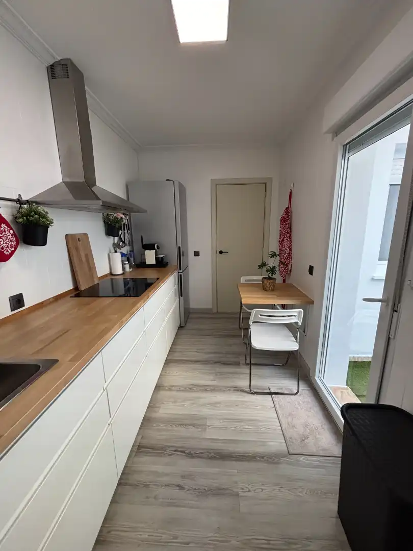 Cocina de Casa adosada en venta en Mairena del Aljarafe con Jardín privado, Parquet y Terraza
