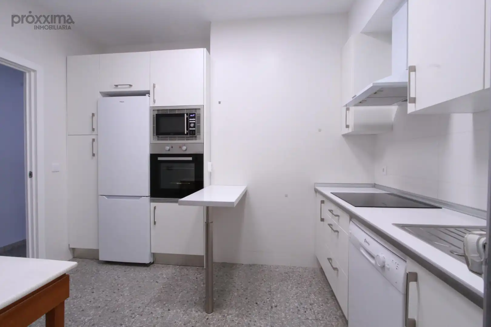 Cocina de Piso de alquiler en Sevilla con Aire acondicionado, Terraza y Balcón