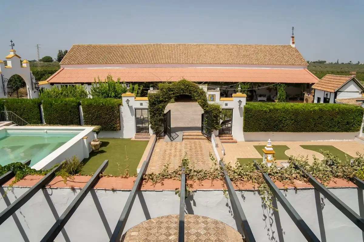 Jardí de Casa o xalet en venda en Espartinas amb Calefacció, Jardí privat i Terrassa