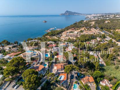 Exterior view of House or chalet for sale in Altea  with Air Conditioner, Private garden and Terrace