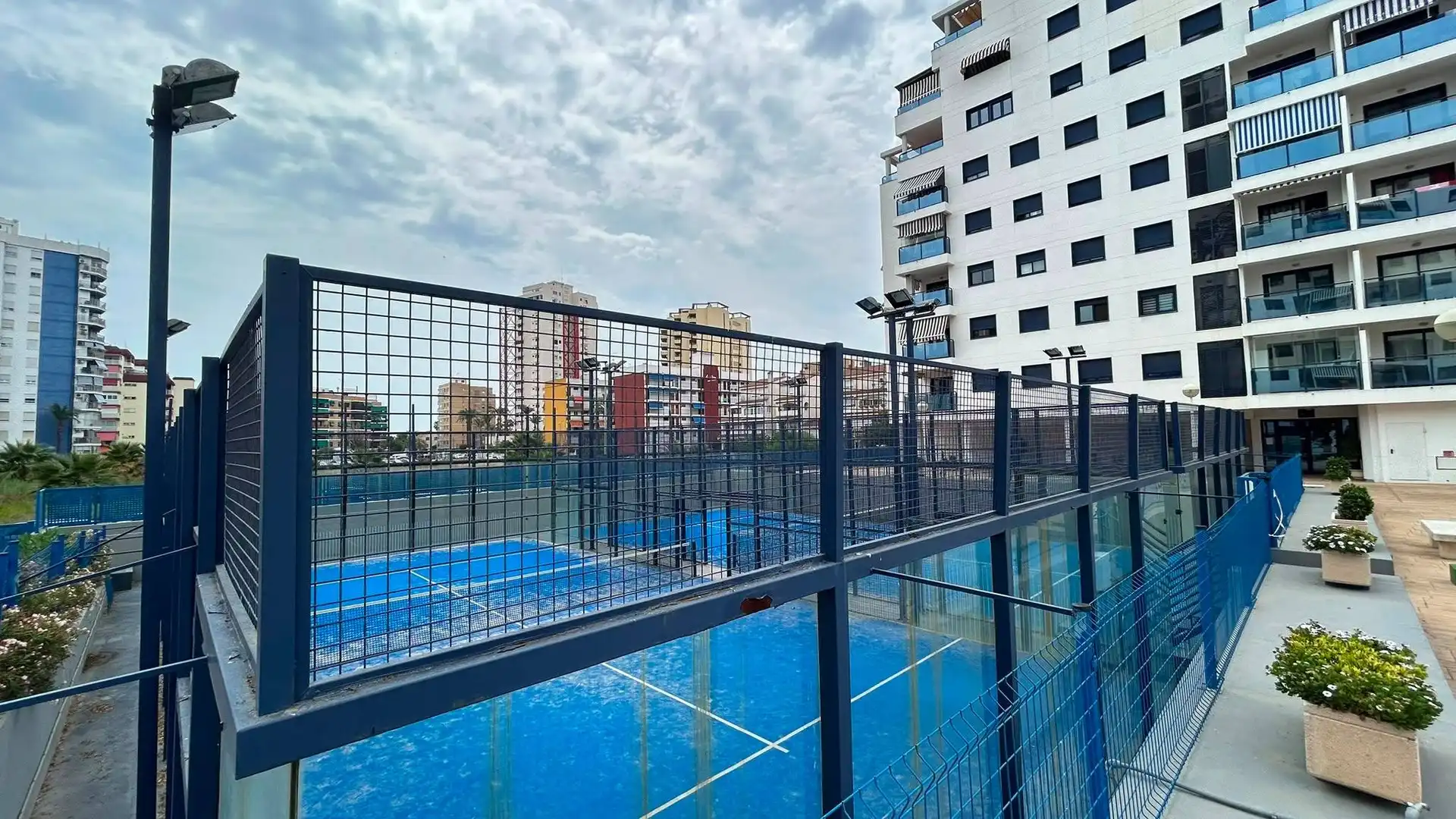 Schwimmbecken von Wohnungen zur Miete in La Pobla de Farnals mit Klimaanlage, Heizung und Terrasse