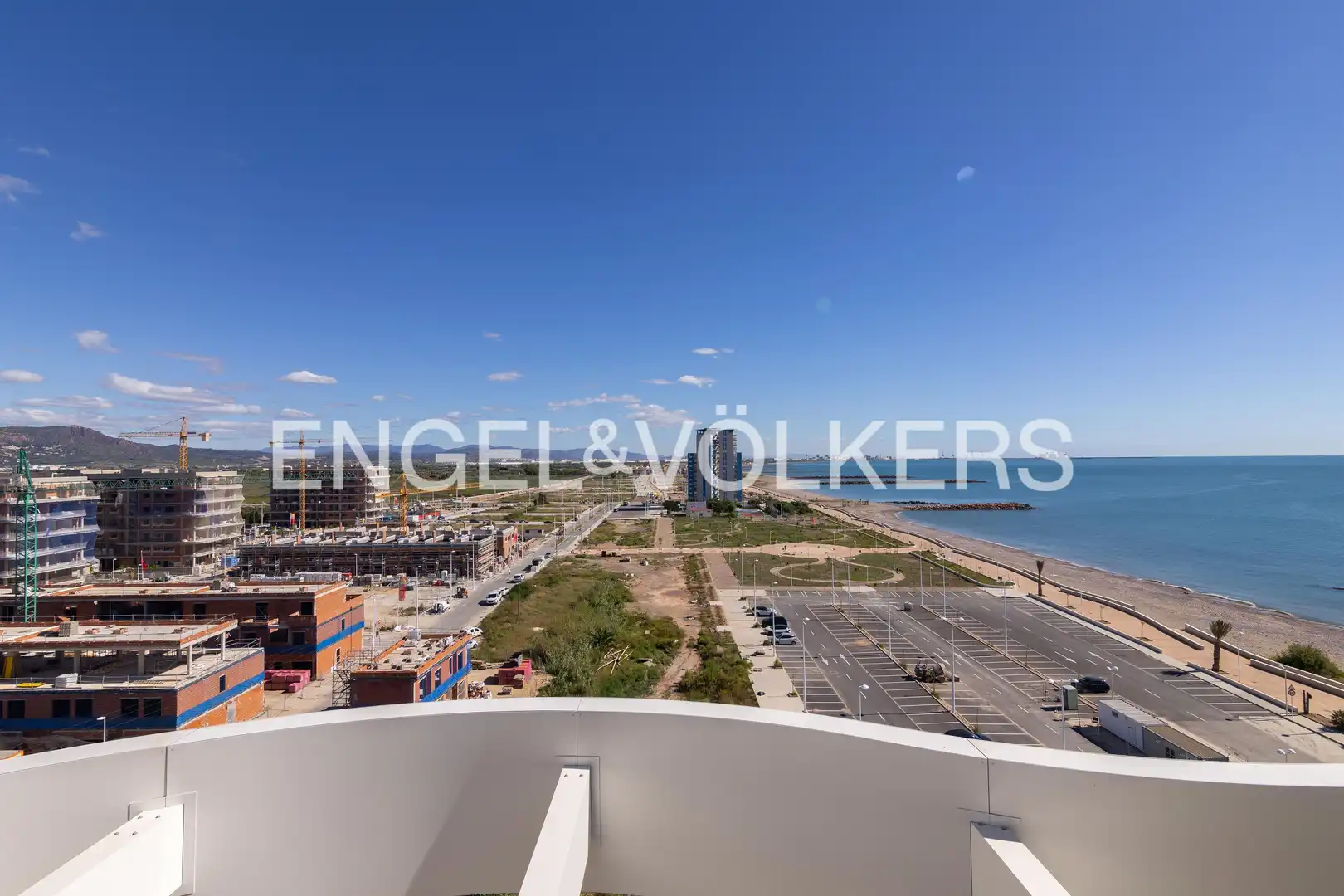 Attic for rent in Playa del Puig