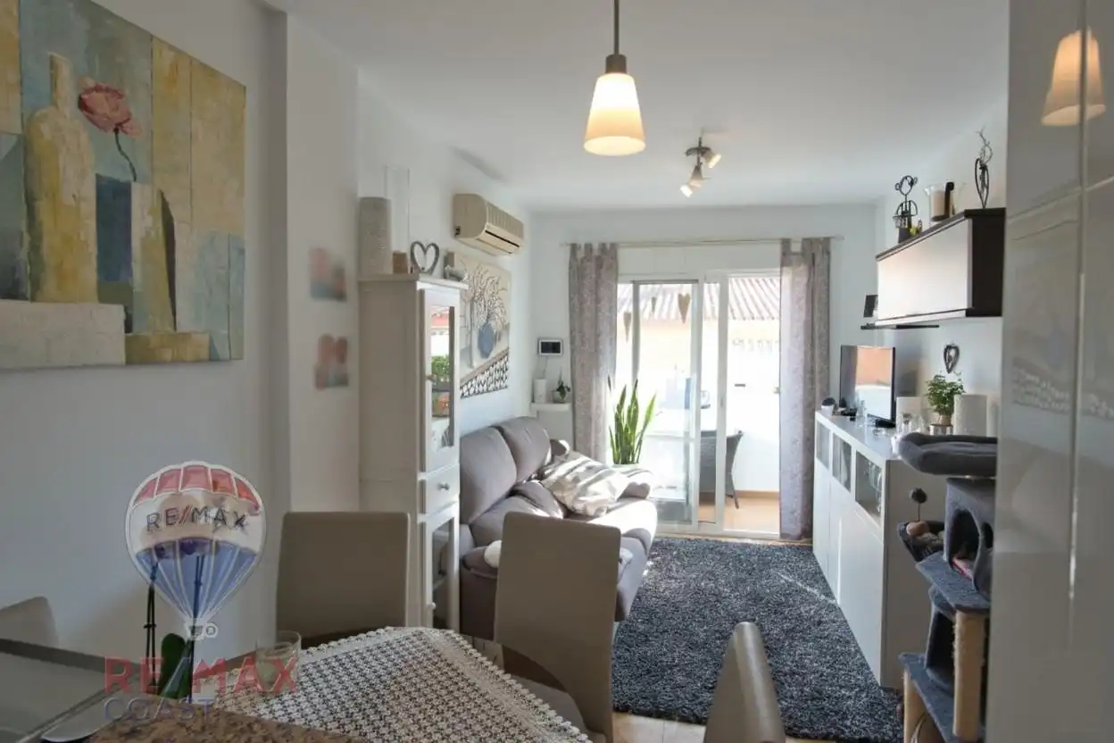 Sala de estar de Dúplex en venta en Algarrobo con Aire acondicionado, Terraza y Amueblado