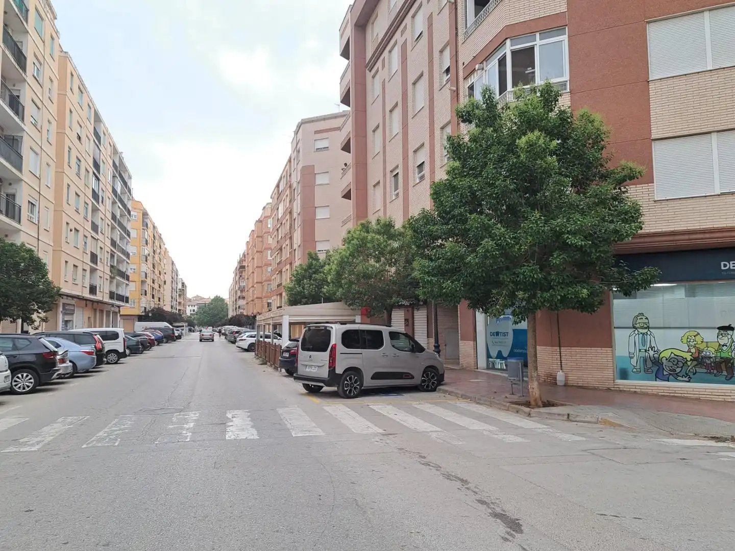Local de alquiler en Calle del Doctor Víctor Elías Martínez, 21, Requena