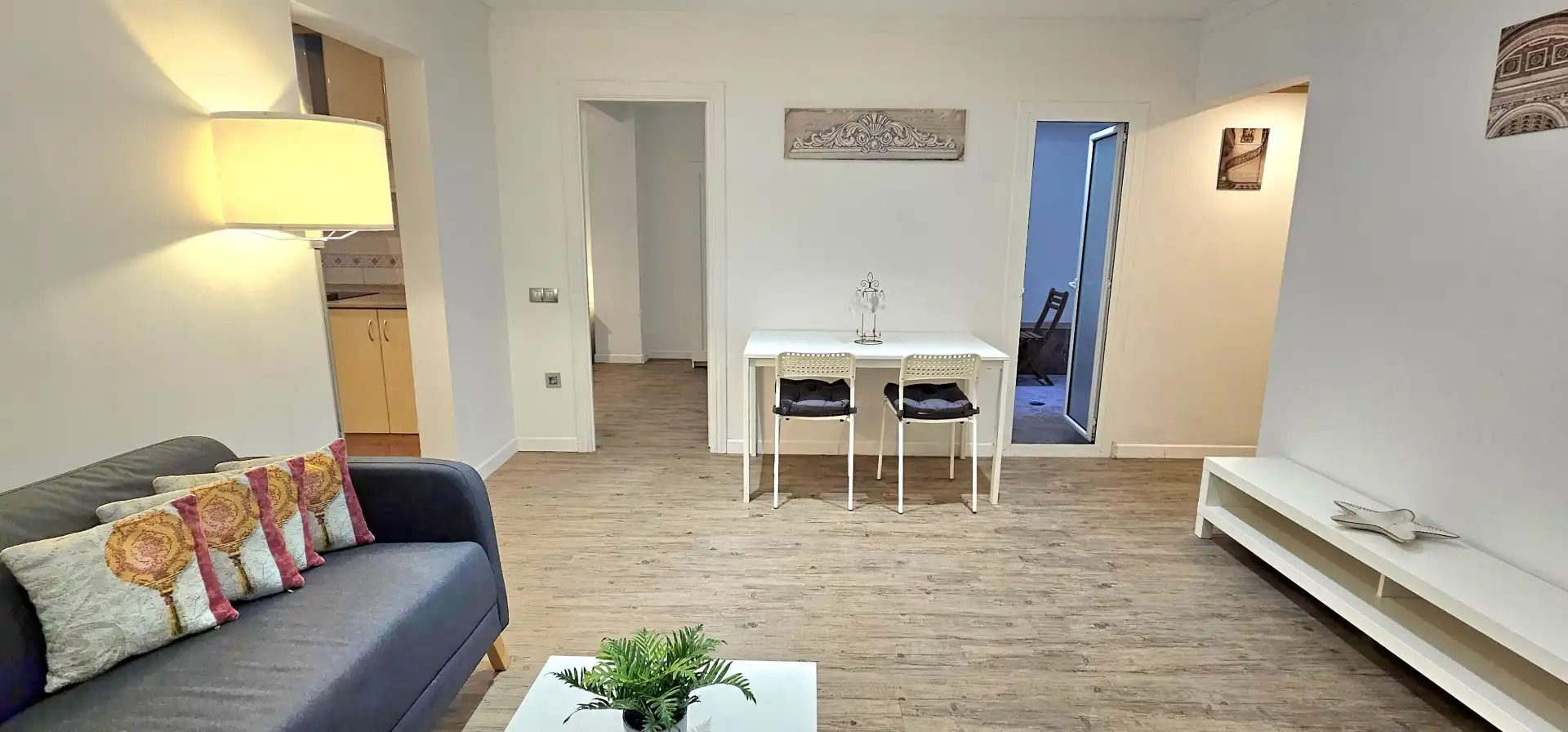 Wohnzimmer von Wohnung zur Miete in Nou Barris