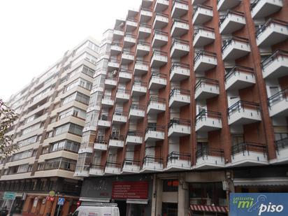 Exterior view of Flat for sale in Valladolid Capital