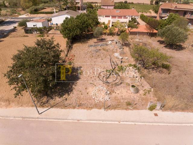 Terreno residencial en Venta en Carrer Riu Gaia, 4 en Sant Martí Sarroca