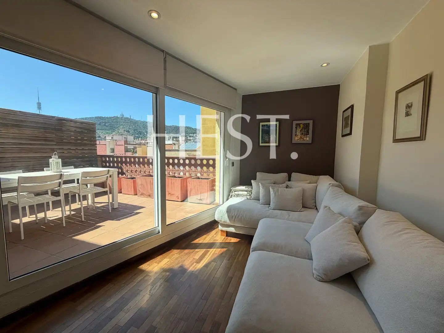 Vista exterior de Pis en venda en Barcelona amb Aire condicionat, Calefacció i Parquet