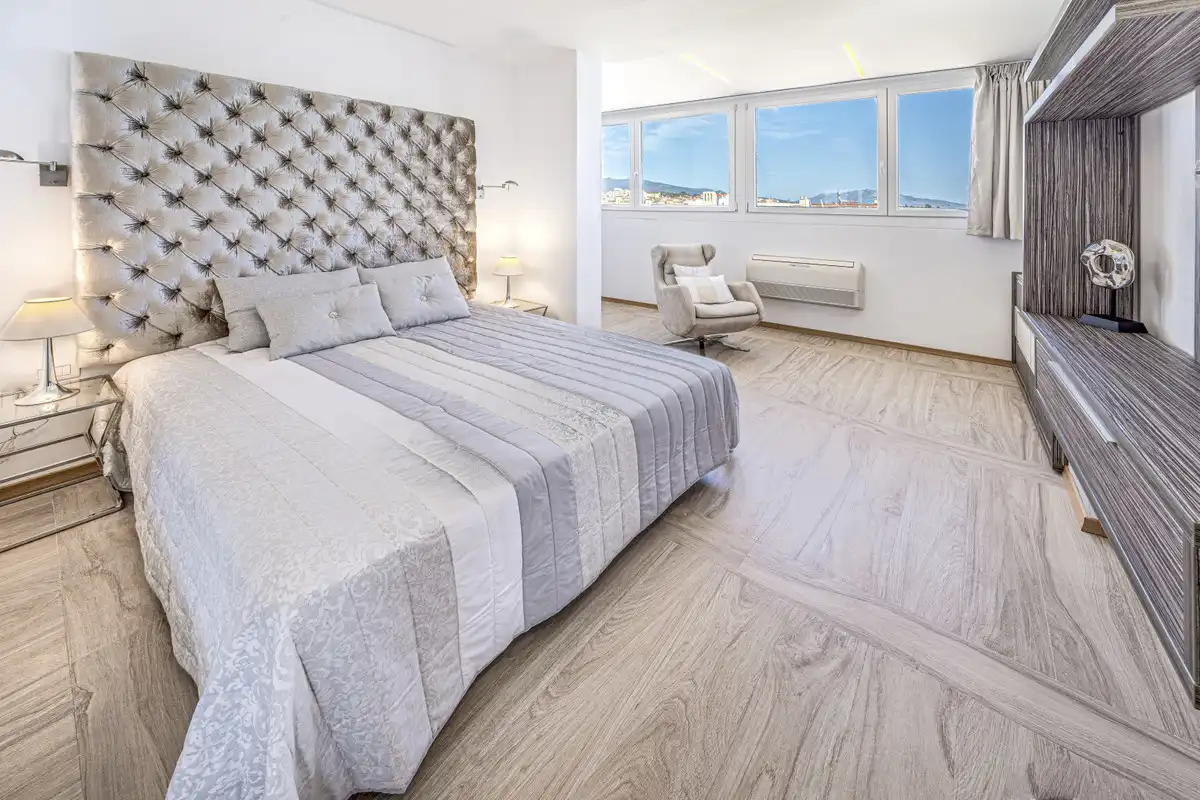 Penthouse with lift for sale in Estepona Pueblo, imagen 12