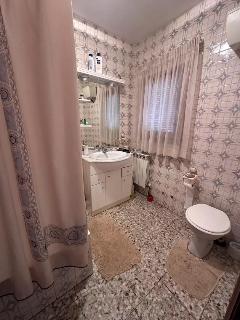 Baño de Casa o chalet en venta en Villaverde de Rioja con Calefacción, Terraza y Trastero