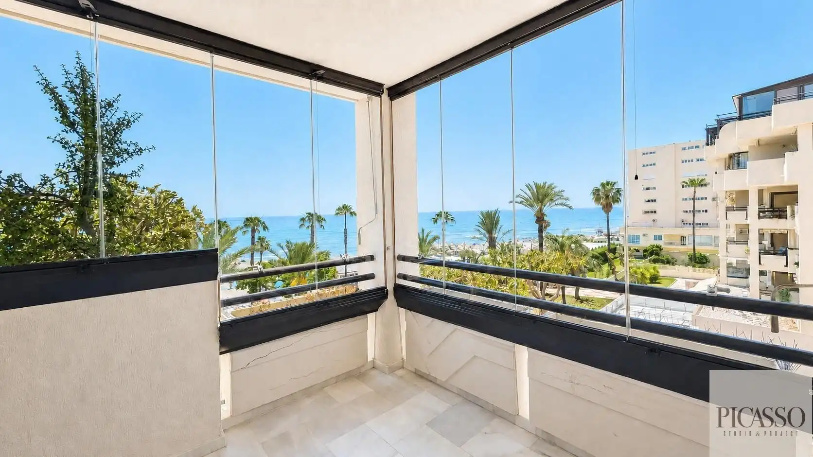 Terraza de Piso en venta en Torremolinos con Aire acondicionado, Jardín privado y Trastero