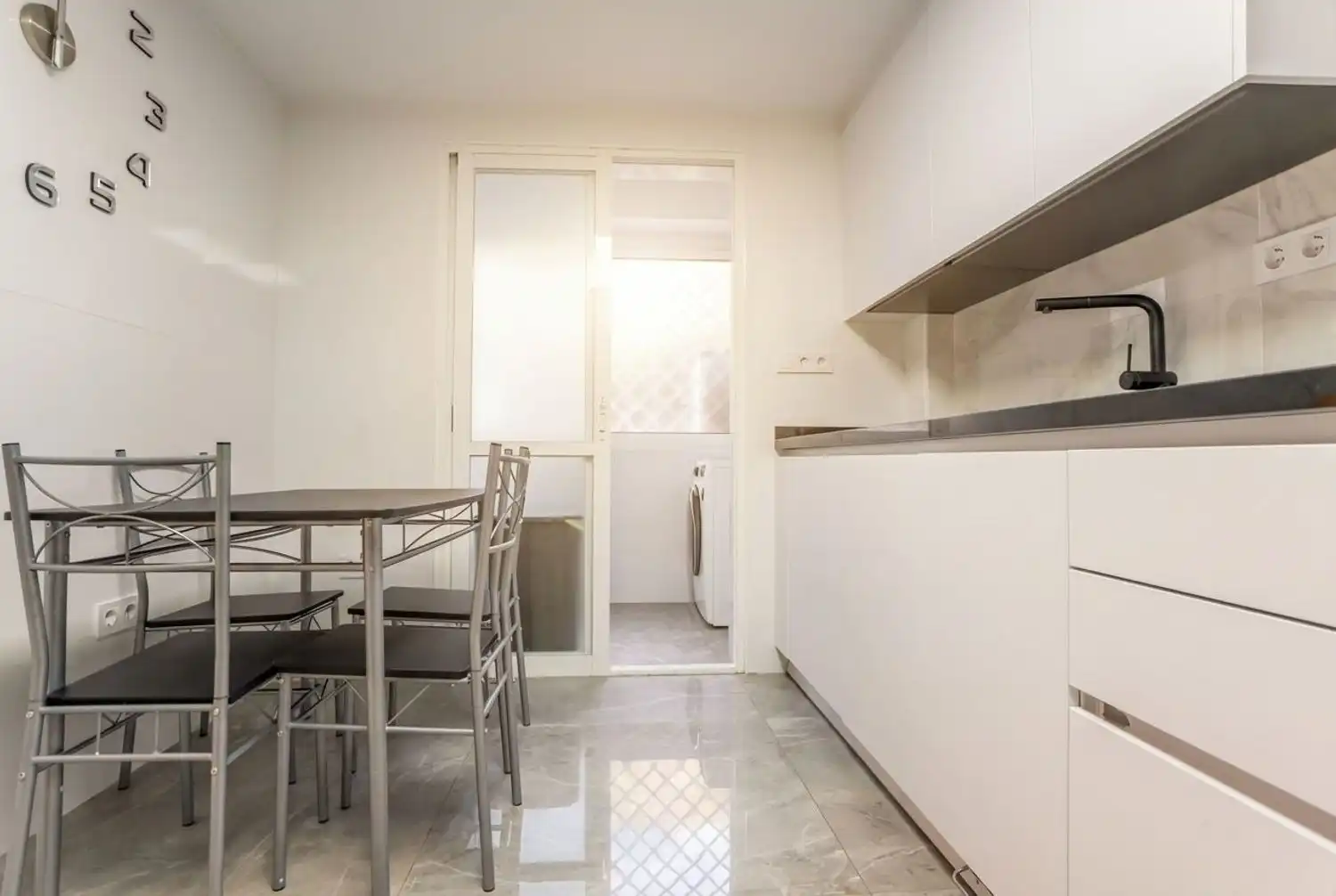 Cocina de Dúplex en venta en Rincón de la Victoria con Aire acondicionado, Terraza y Trastero