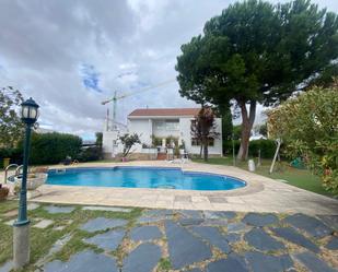 Swimming pool of House or chalet to rent in Boadilla del Monte  with Air Conditioner, Heating and Private garden