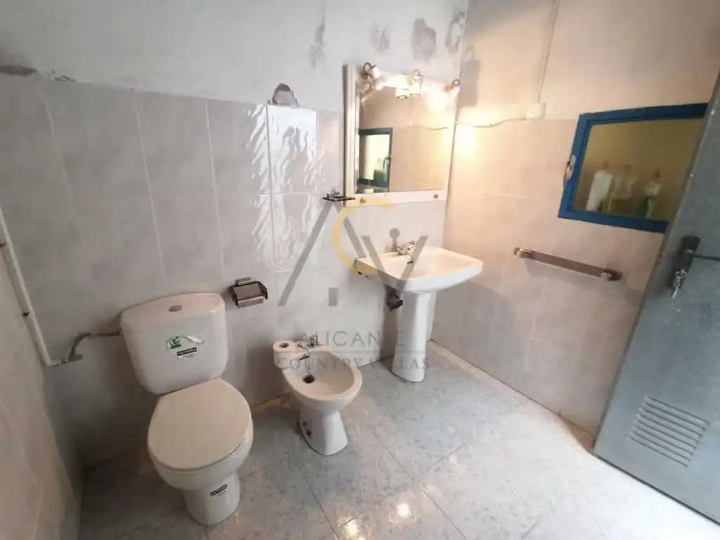 Badezimmer von Haus oder Chalet zum Verkauf in La Romana mit Privatgarten und Terrasse
