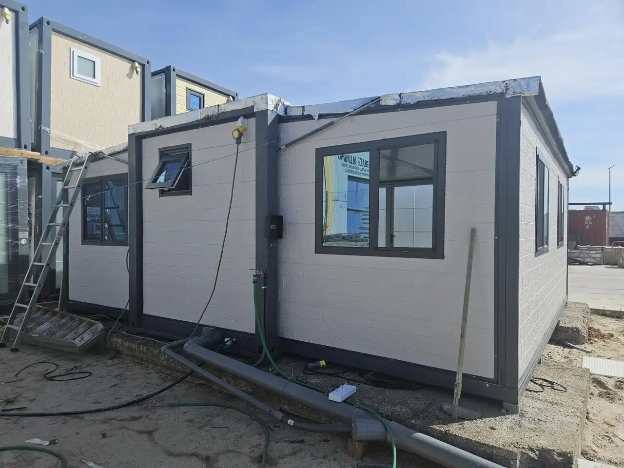 Vista exterior de Casa o chalet en venta en El Casar con Aire acondicionado, Jardín privado y Internet