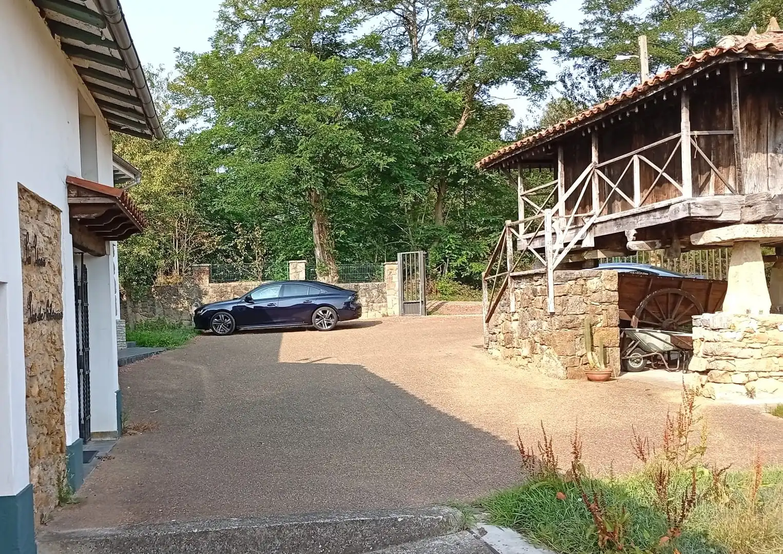Parking of Country homes for sale in Siero  with Heating, Private garden and Parquet flooring
