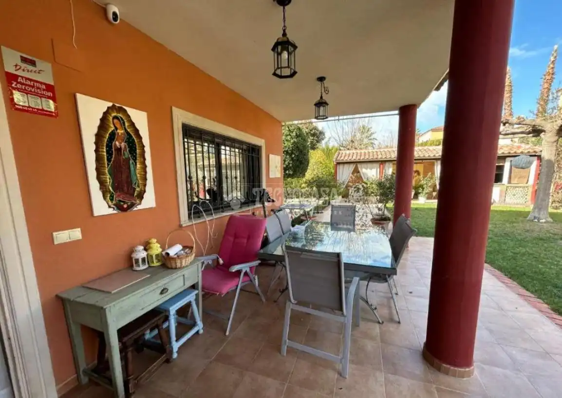 Jardín de Casa adosada en venta en Baeza con Aire acondicionado, Calefacción y Piscina