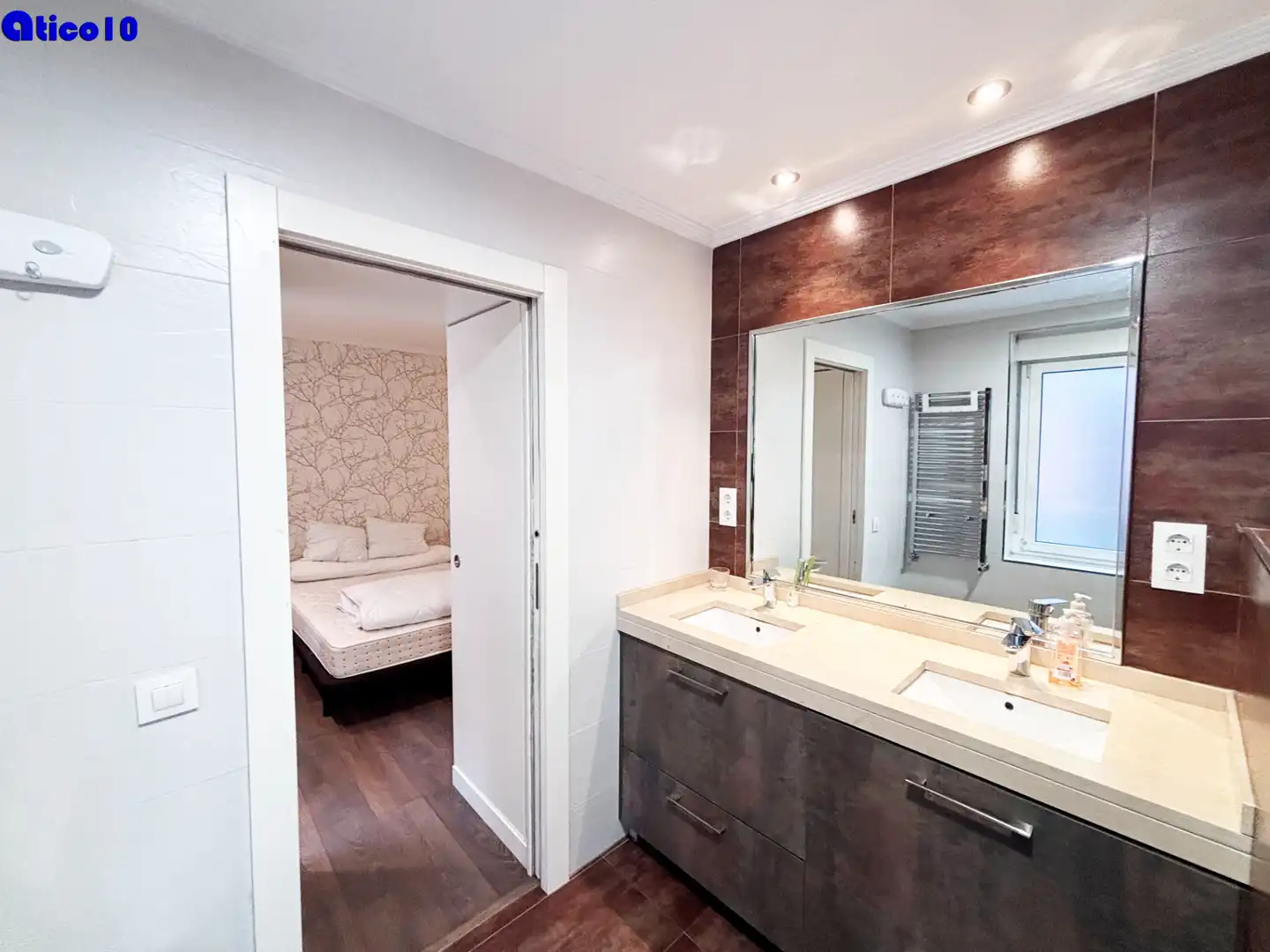 Bathroom of Flat for sale in Oviedo   with Heating, Storage room and Furnished