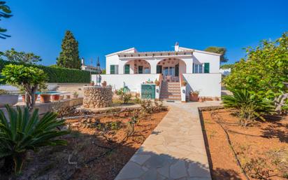 Vista exterior de Casa o xalet en venda en Sant Lluís amb Calefacció, Jardí privat i Terrassa