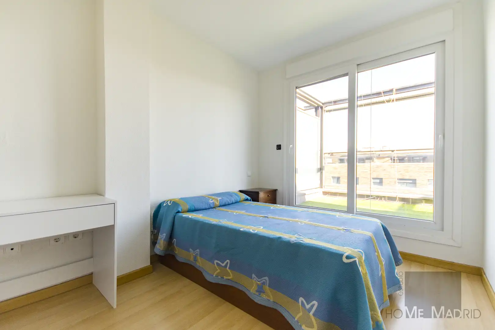 Schlafzimmer von Dachboden zum Verkauf in Madrid mit Klimaanlage, Heizung und Parkett