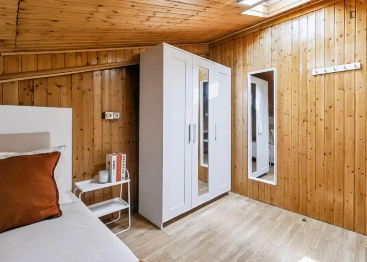 Bedroom of Houses for share in Madrid  with Heating, Furnished and Oven