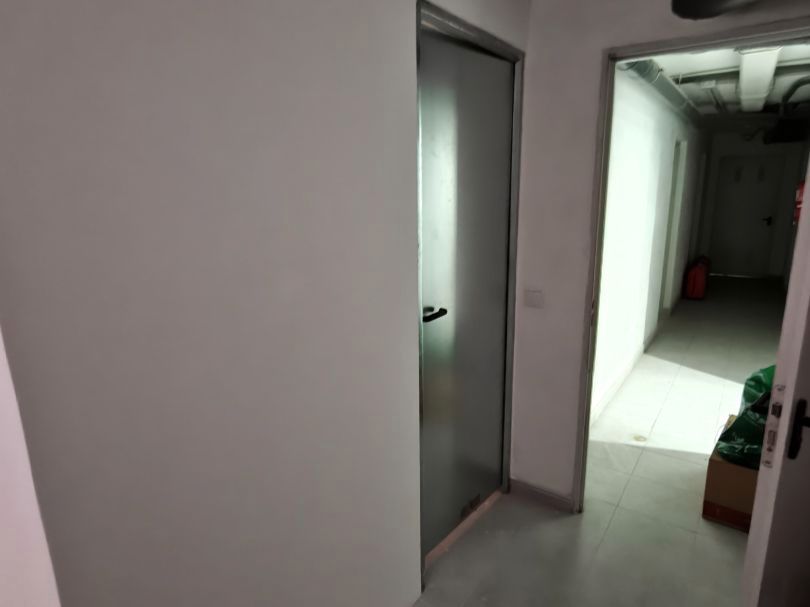 Traster de lloguer en  Granada Capital