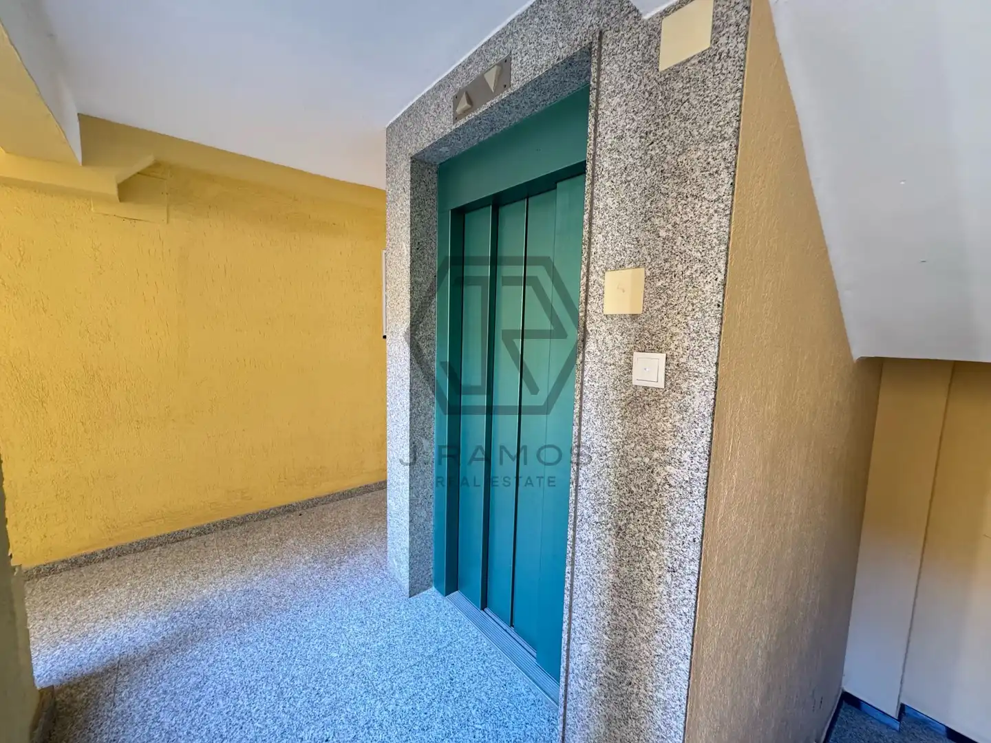 Piso con ascensor en venta en Torre del Mar, imagen 30