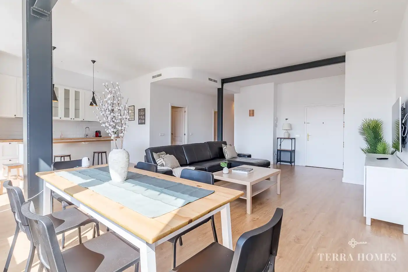 Sala d'estar de Apartament en venda en Madrid amb Aire condicionat i Moblat