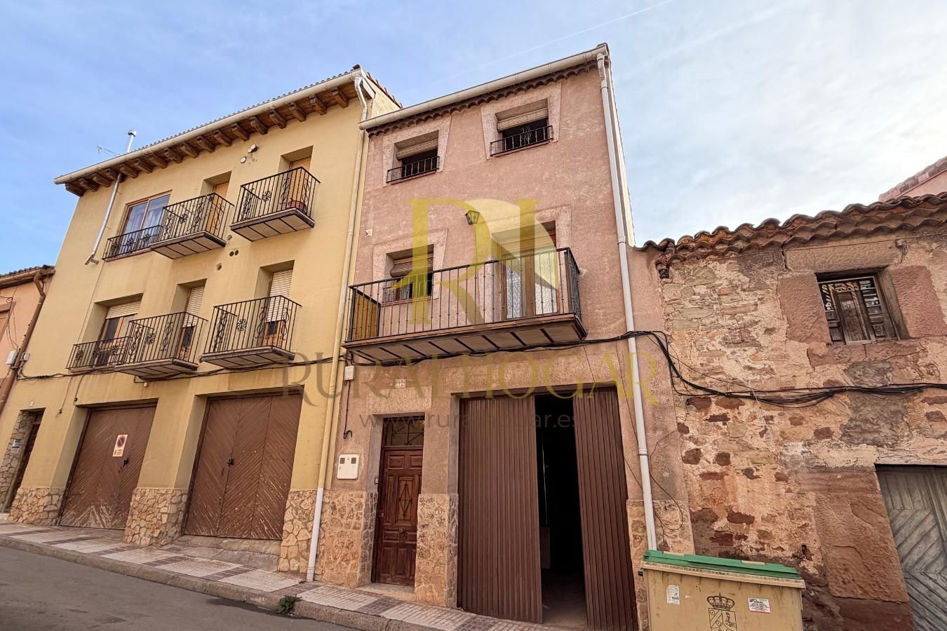 Vista exterior de Casa o xalet en venda en Molina de Aragón amb Calefacció, Moblat i Balcó