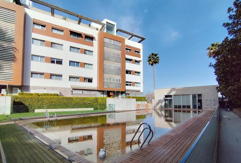 Foto 1 de Planta baixa en venda a Avenida del Conocimiento, Campus de la Salud, Granada