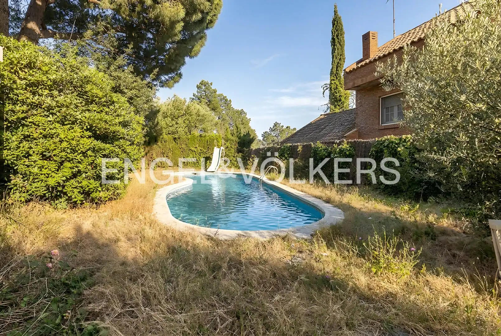 Piscina de Casa o chalet en venta en Vilassar de Dalt con Aire acondicionado, Calefacción y Jardín privado