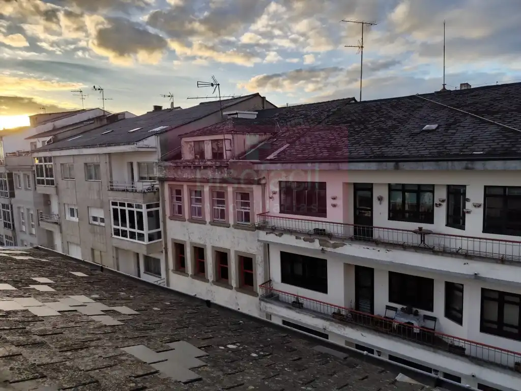 Vista exterior de Piso en venta en Lugo