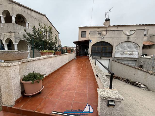 Casa adosada en Venta en Carrer de Sant Pere Pescador, 20 en Cambrils Mediterrani