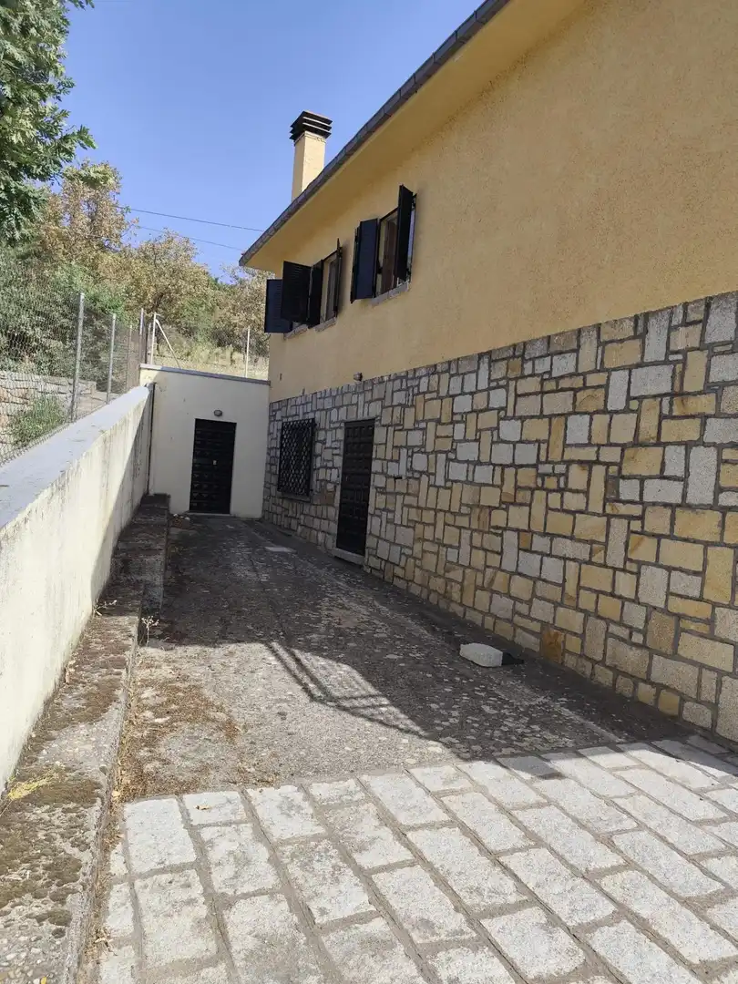Vista exterior de Casa o chalet en venta en Cercedilla con Calefacción, Jardín privado y Terraza