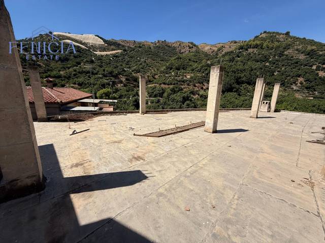 Edificio en Venta en Jete