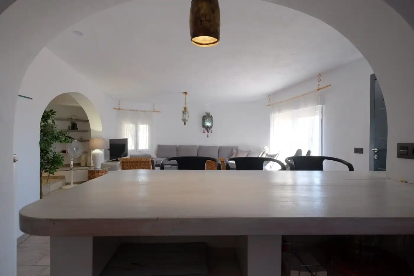 Sala d'estar de Casa o xalet en venda en Calpe / Calp amb Aire condicionat, Calefacció i Jardí privat