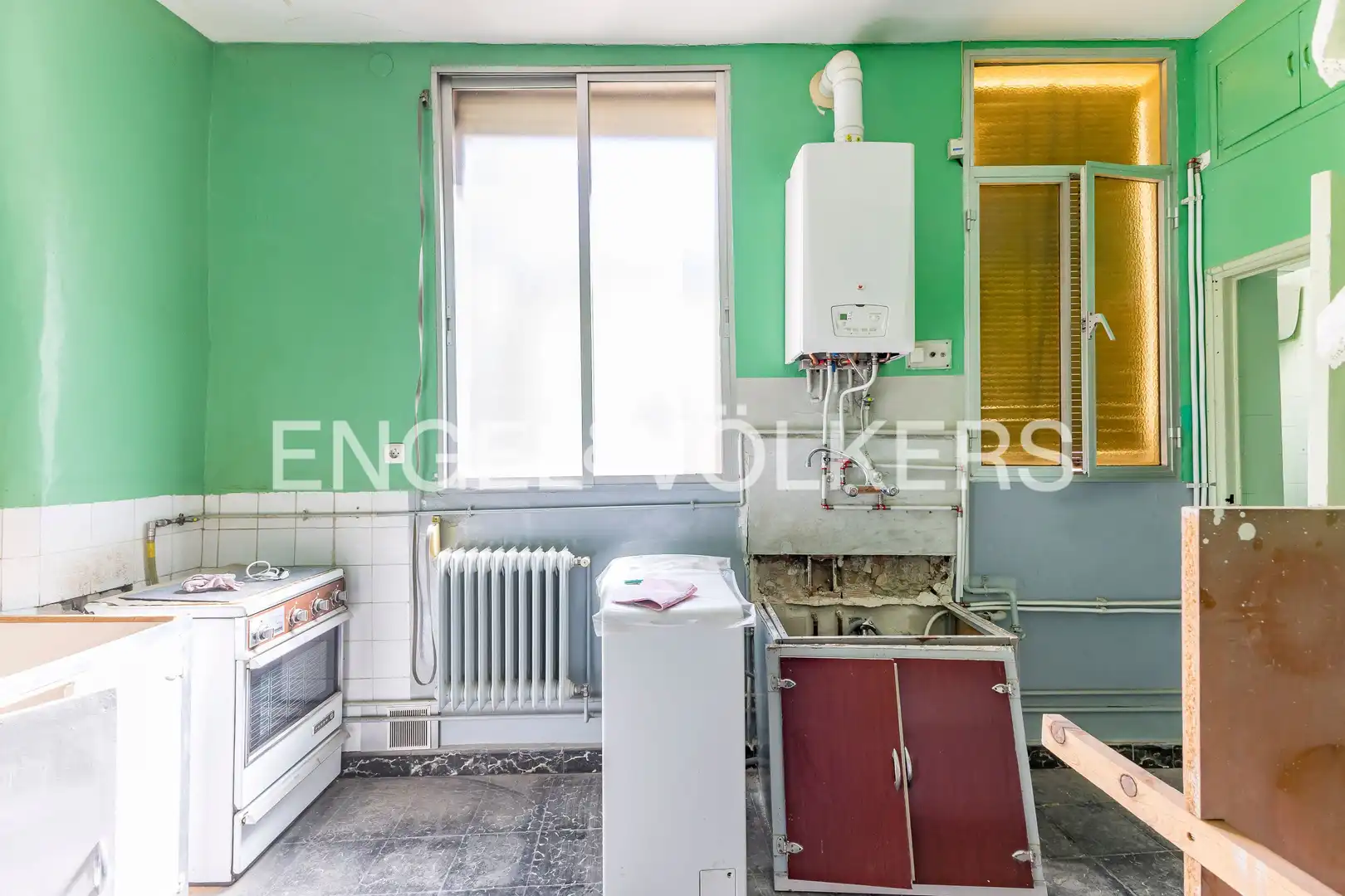 Kitchen of Flat for sale in Madrid  with Heating