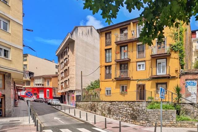 Piso en Venta en Santander - C/ Laredo en Puerto Chico