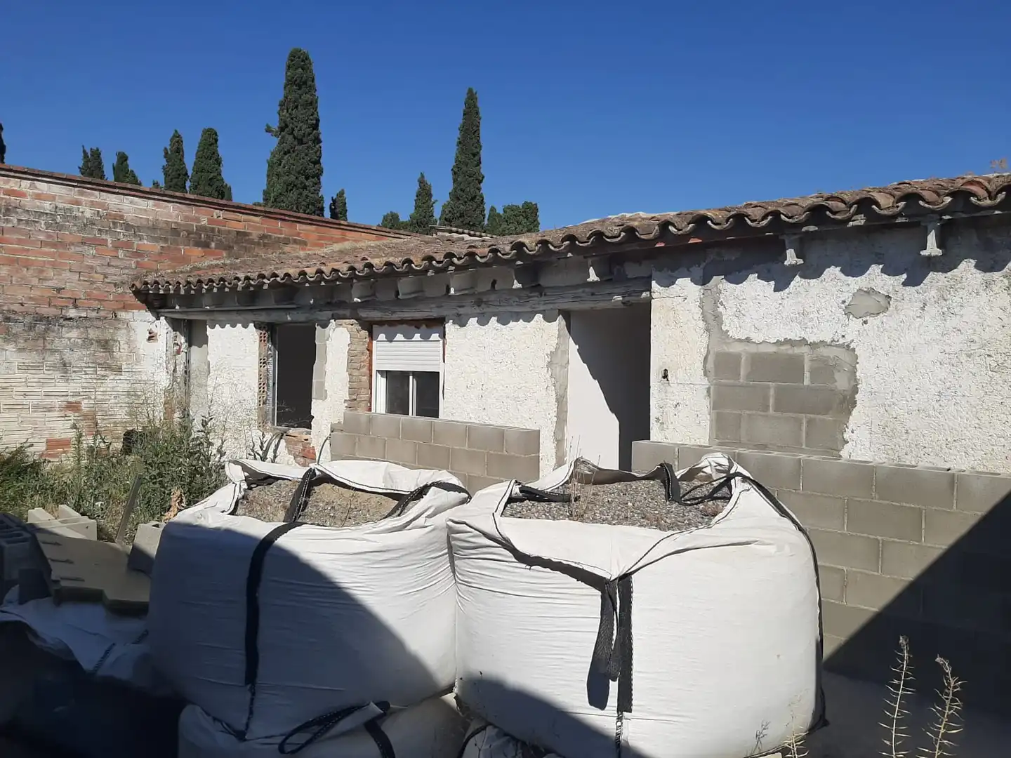 Exterior view of Industrial buildings for sale in Balaguer