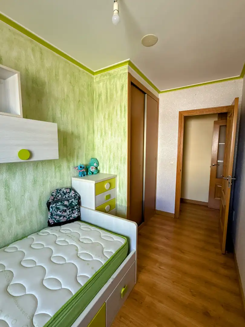 Bedroom of Flat for rent in Santa Comba  with Heating, Parquet flooring and Terrace