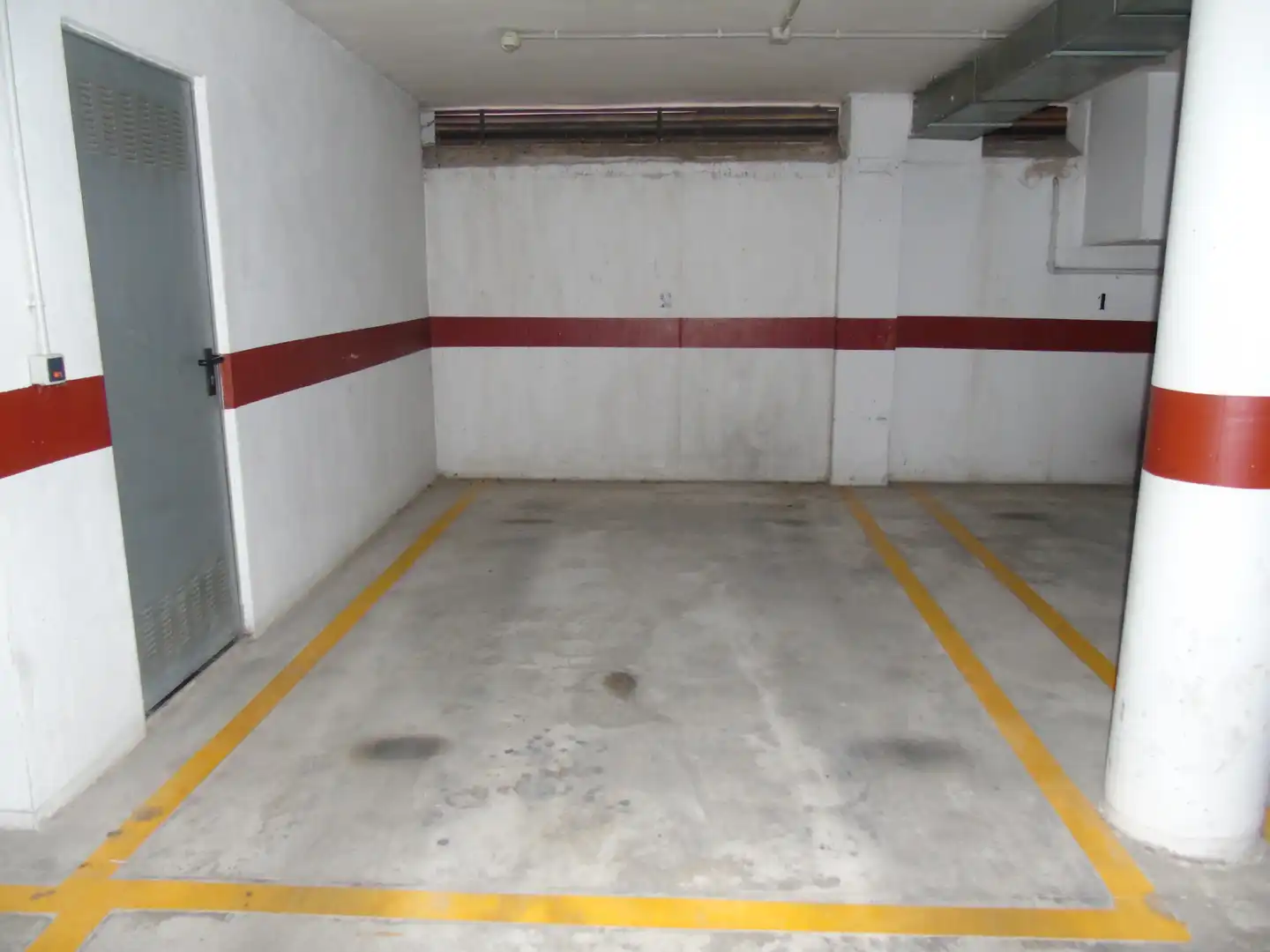 Parking of Flat for sale in Ceutí  with Air Conditioner, Heating and Storage room